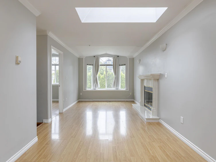 189 E 26th Avenue, Vancouver, BC, V5V 2G8 - 6