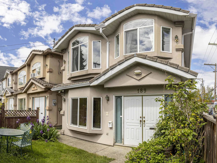 189 E 26th Avenue, Vancouver, BC, V5V 2G8 - 4