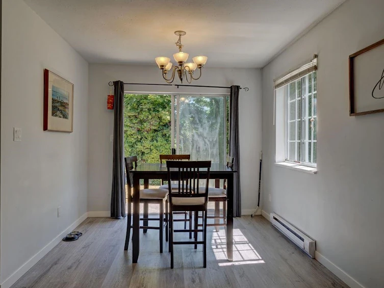 5718 Trail Avenue, Sechelt, BC, V0N 3A6 - 15