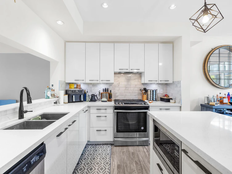 20-14057 60a Avenue, Surrey, BC, V3X 0J2 - 15