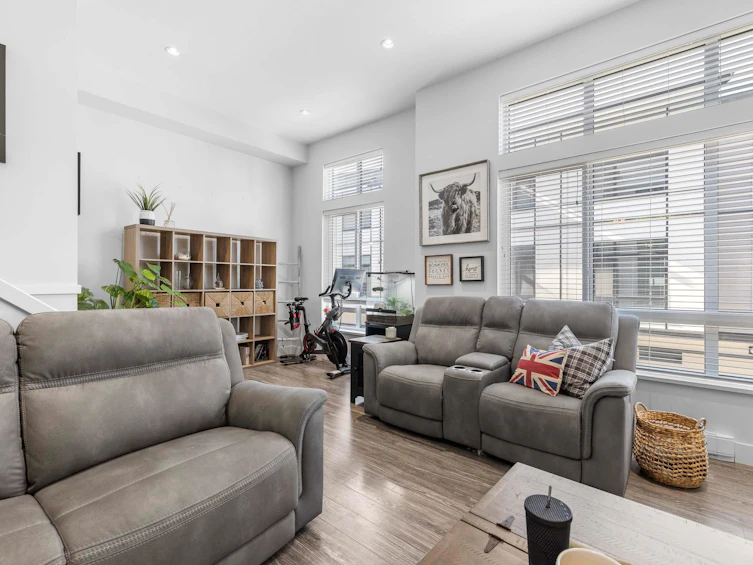20-14057 60a Avenue, Surrey, BC, V3X 0J2 - 20