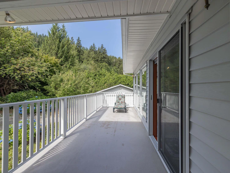 26307 Grant Avenue, Maple Ridge, BC, V2W 1H2 - 27