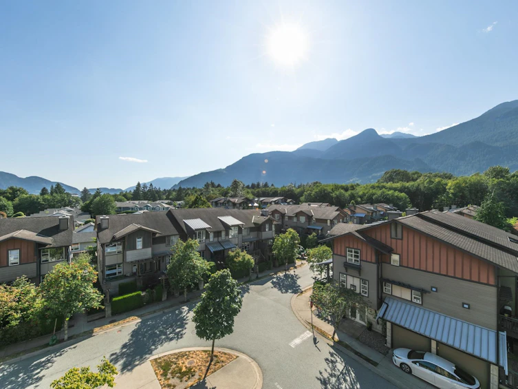 401-1211 Village Green Way, Squamish, BC, V8B 0R7 - 13