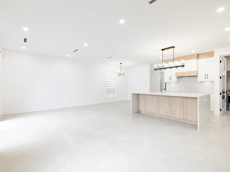 7707 Burgess Street, Burnaby, BC, V3N 3J1 - 10