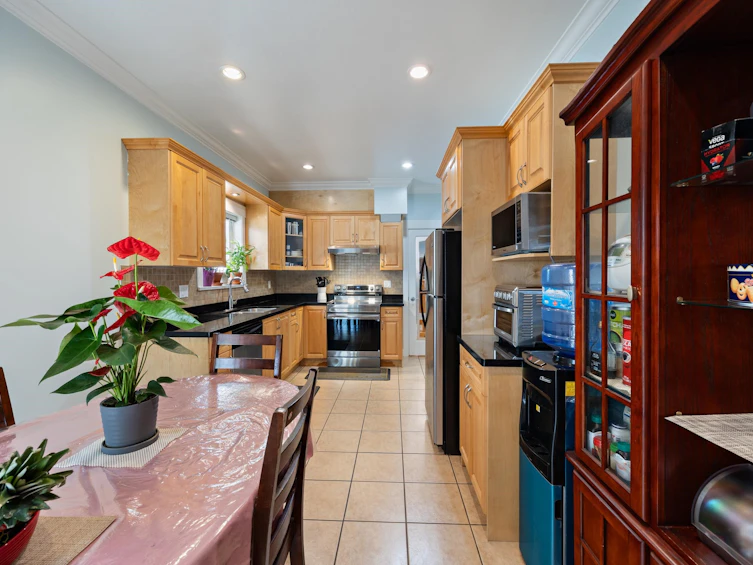 7356 12th Avenue, Burnaby, BC, V3N 2J9 - 16