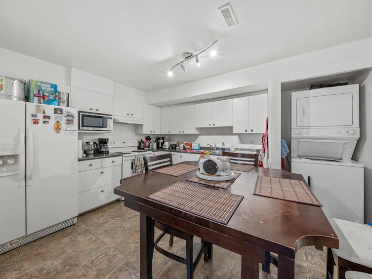 15433 36 Avenue, Surrey, BC, V3Z 0G9 - 26
