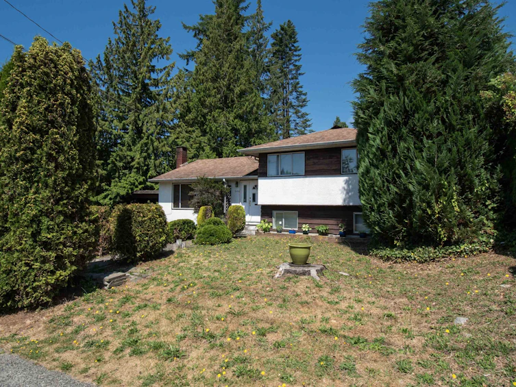 944 Handsworth Road, North Vancouver, BC, V7R 2A3 - 3