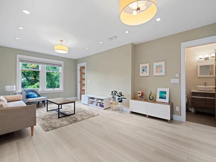 374 E 28th Avenue, Vancouver, BC, V5V 2M7 - 15