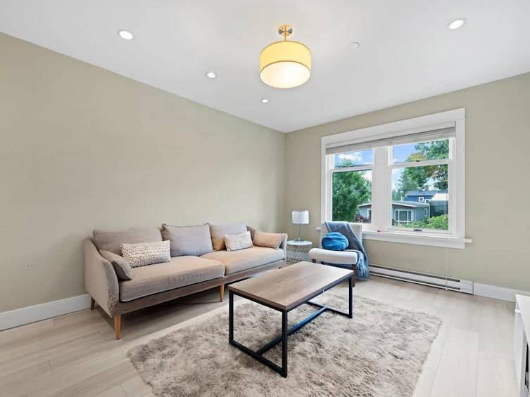 374 E 28th Avenue, Vancouver, BC, V5V 2M7 - 6