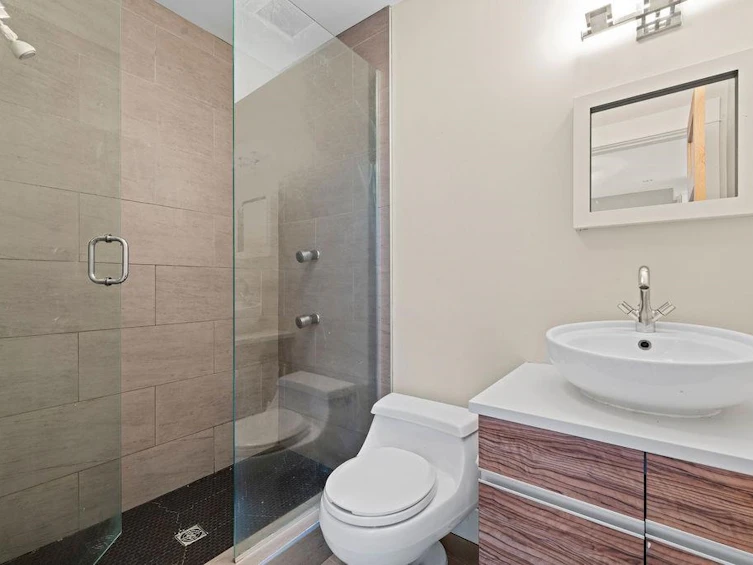 374 E 28th Avenue, Vancouver, BC, V5V 2M7 - 16