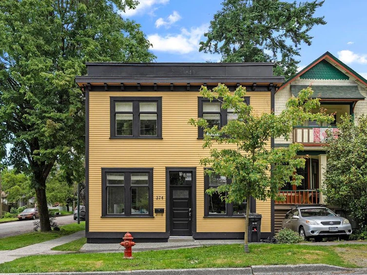 374 E 28th Avenue, Vancouver, BC, V5V 2M7 - 3