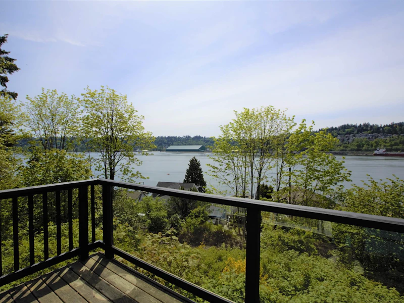 940 Ioco Road, Port Moody BC V3H 2X1