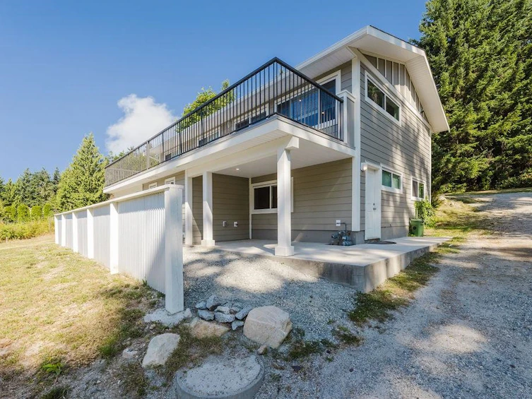 970 Cemetery Road, Gibsons, BC, V0N 1V7 - 3