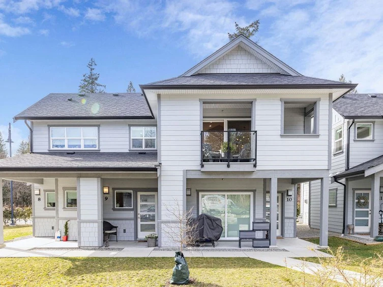 9-950 Woodsworth Road, Gibsons, BC, V0N 1V7
