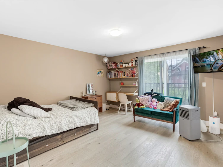 460 E 5th Avenue, Vancouver, BC, V5T 1H9 - 18