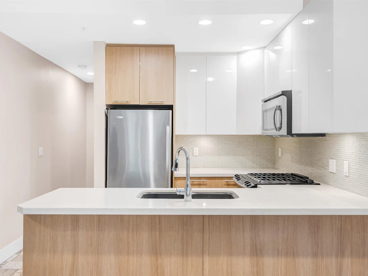 460 E 5th Avenue, Vancouver, BC, V5T 1H9 - 11