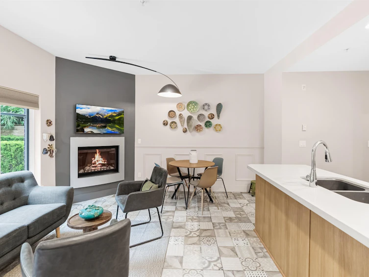 460 E 5th Avenue, Vancouver, BC, V5T 1H9 - 5