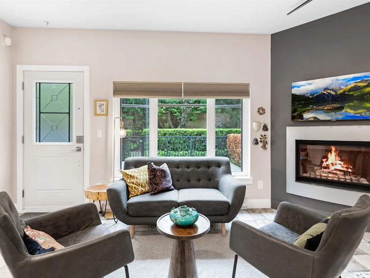 460 E 5th Avenue, Vancouver, BC, V5T 1H9 - 3