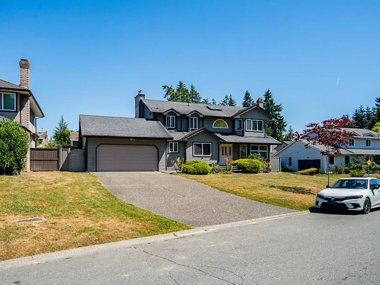 8682 143a Avenue, Surrey, BC, V3W 0K4 - 37