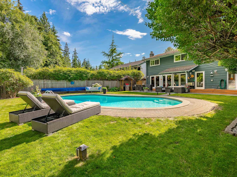 2864 Bushnell Place, North Vancouver, BC, V7J 2Y8 - 2