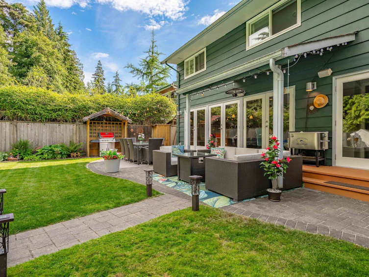 2864 Bushnell Place, North Vancouver, BC, V7J 2Y8 - 5