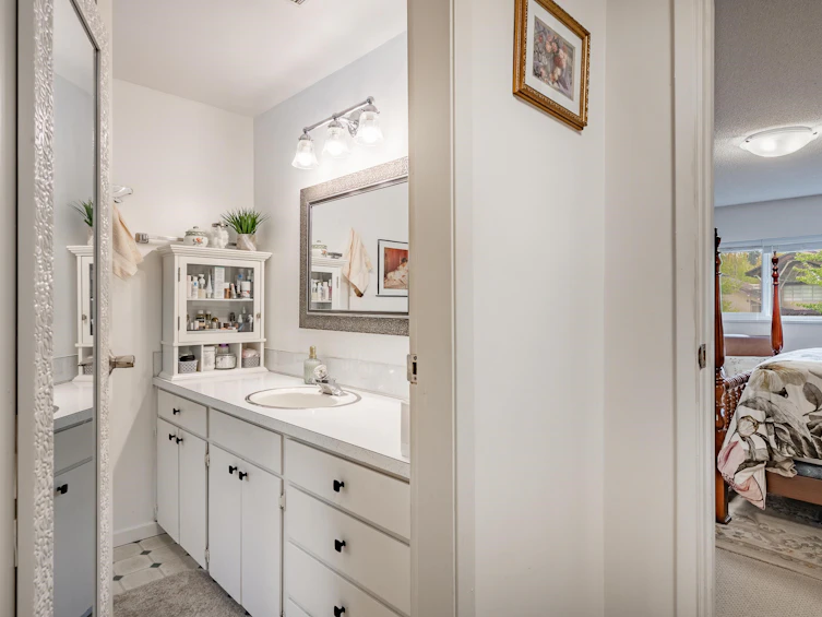 2864 Bushnell Place, North Vancouver, BC, V7J 2Y8 - 23