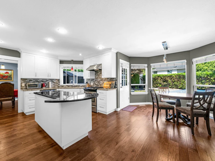 15033 21b Avenue, Surrey, BC, V4A 8Z8 - 11