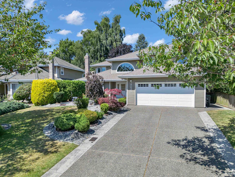 15033 21b Avenue, Surrey, BC, V4A 8Z8 - 2