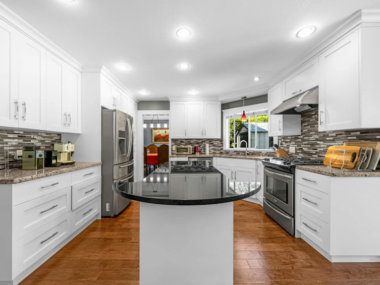 15033 21b Avenue, Surrey, BC, V4A 8Z8 - 10