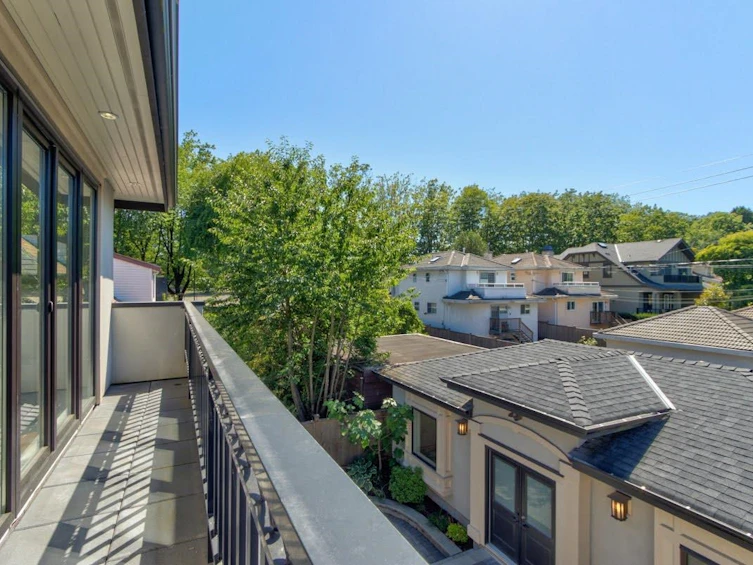 3955 Blenheim Street, Vancouver, BC, V6L 2Y8 - 40