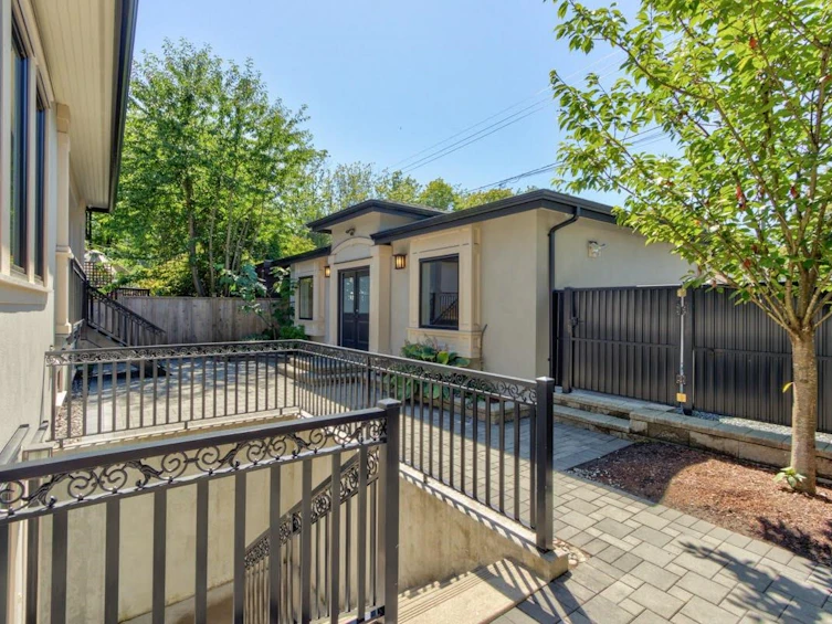 3955 Blenheim Street, Vancouver, BC, V6L 2Y8 - 35