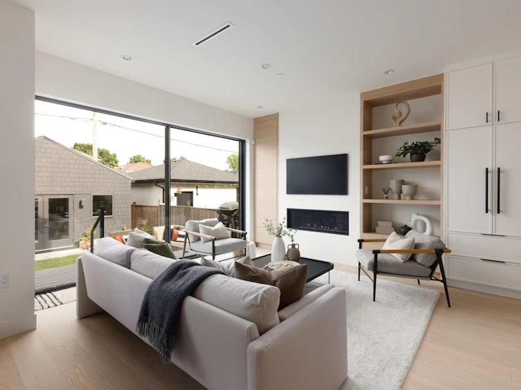 4626 Windsor Street, Vancouver, BC, V5V 4P7 - 9