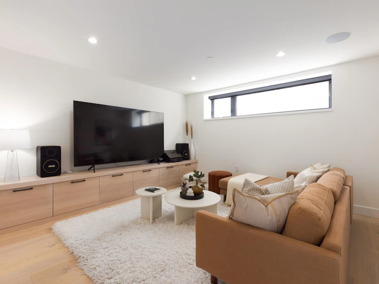 4626 Windsor Street, Vancouver, BC, V5V 4P7 - 29