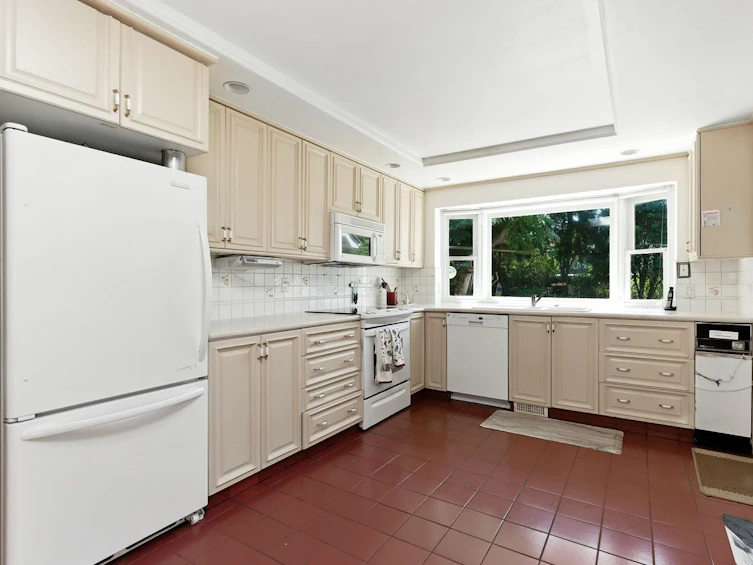 2240 Gordon Avenue, West Vancouver, BC, V7V 1W3 - 12