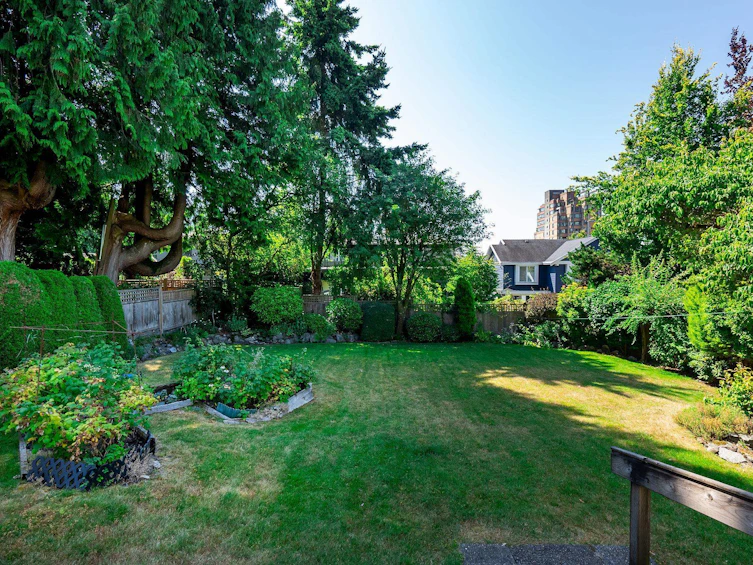 2240 Gordon Avenue, West Vancouver, BC, V7V 1W3 - 25