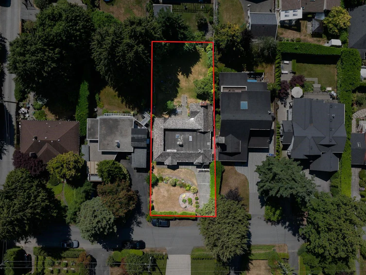 2240 Gordon Avenue, West Vancouver, BC, V7V 1W3 - 36