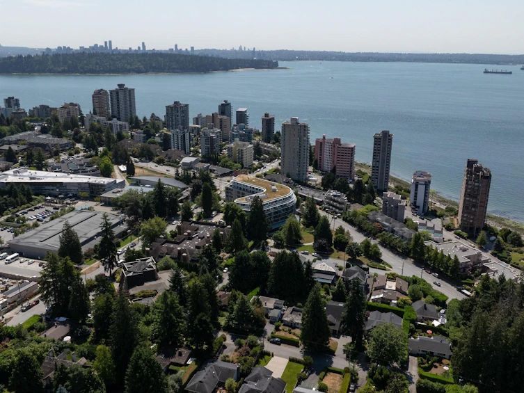 2240 Gordon Avenue, West Vancouver, BC, V7V 1W3 - 39