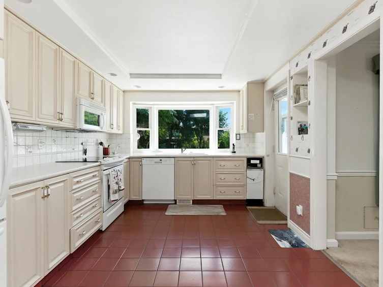 2240 Gordon Avenue, West Vancouver, BC, V7V 1W3 - 11