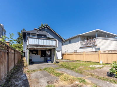 4836 Clarendon Street - 3