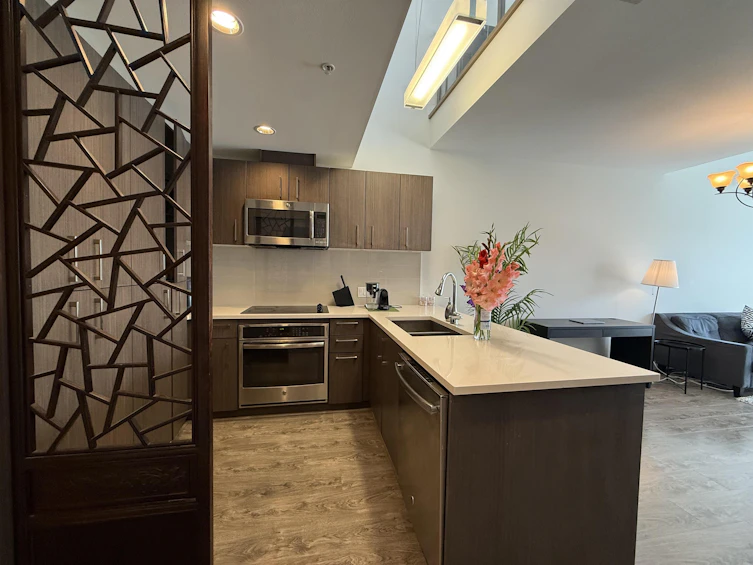 PH6-5981 Gray Avenue, Vancouver, BC, V6S 0G1