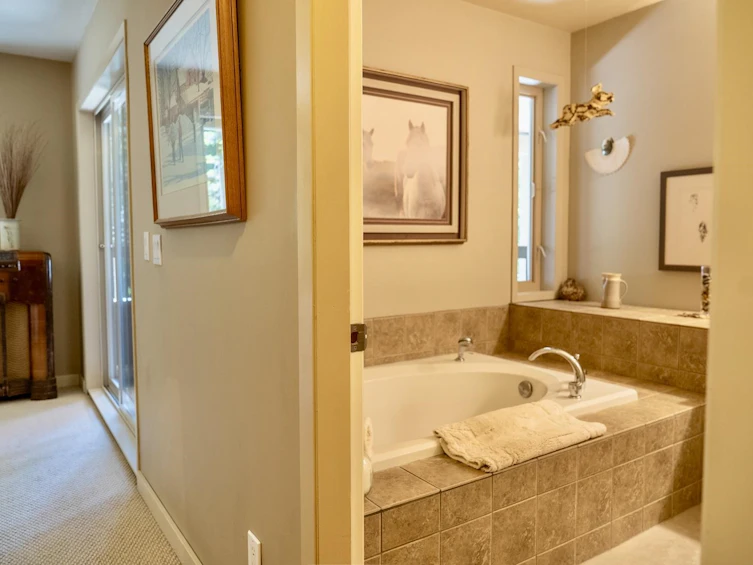 2616 Crowsnest Drive, Pender Island, BC, V0N 2M2 - 19