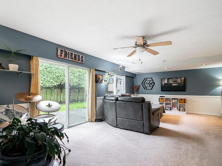 5916 182a Street, Surrey, BC, V3S 5L9 - 15