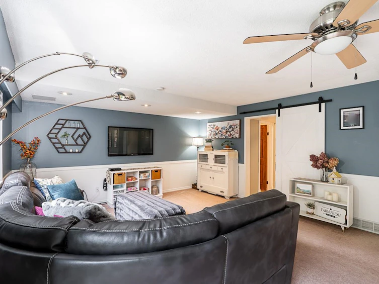 5916 182a Street, Surrey, BC, V3S 5L9 - 16