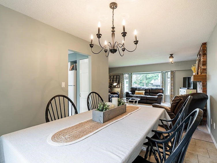 5916 182a Street, Surrey, BC, V3S 5L9 - 9