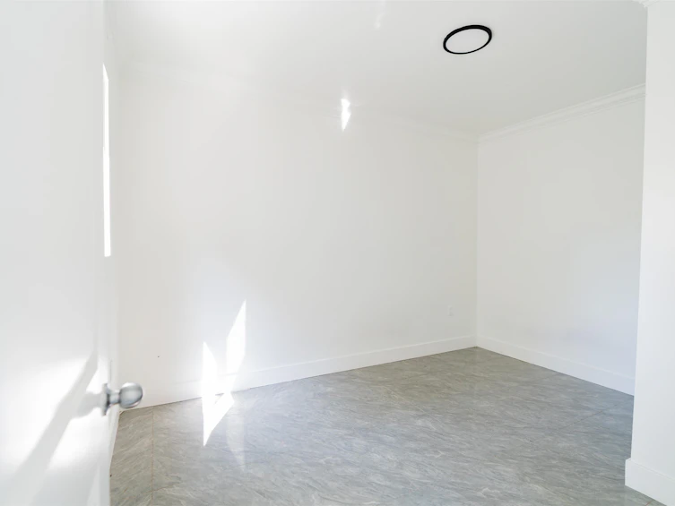 13174 111 Avenue, Surrey, BC, V3T 2S3 - 13