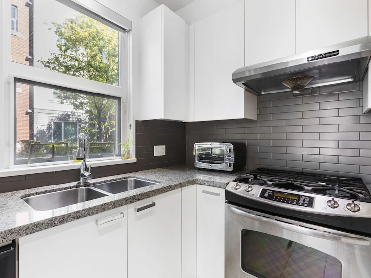130-9399 Odlin Road, Richmond, BC, V6X 0J6 - 10