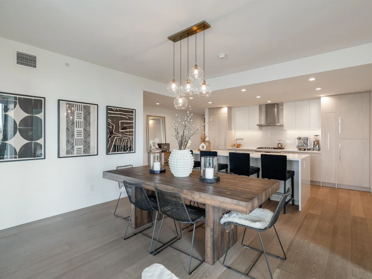 504-177 W 3rd Street, North Vancouver, BC, V7M 0G5 - 3