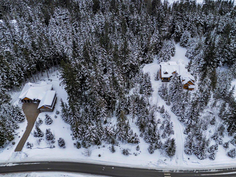 9024 Riverside Drive, Whistler, BC, V8E 1M1 - 6