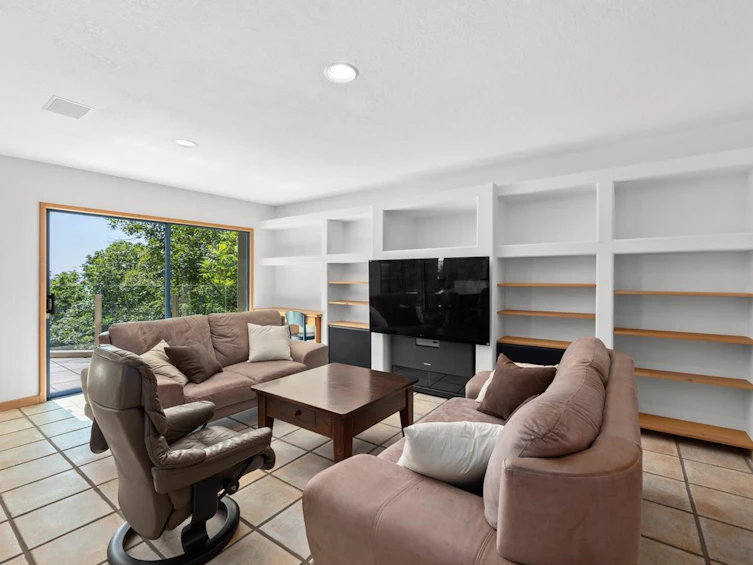 13102 13 Avenue, Surrey, BC, V4A 1B8 - 17