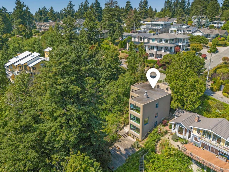 13102 13 Avenue, Surrey, BC, V4A 1B8 - 32